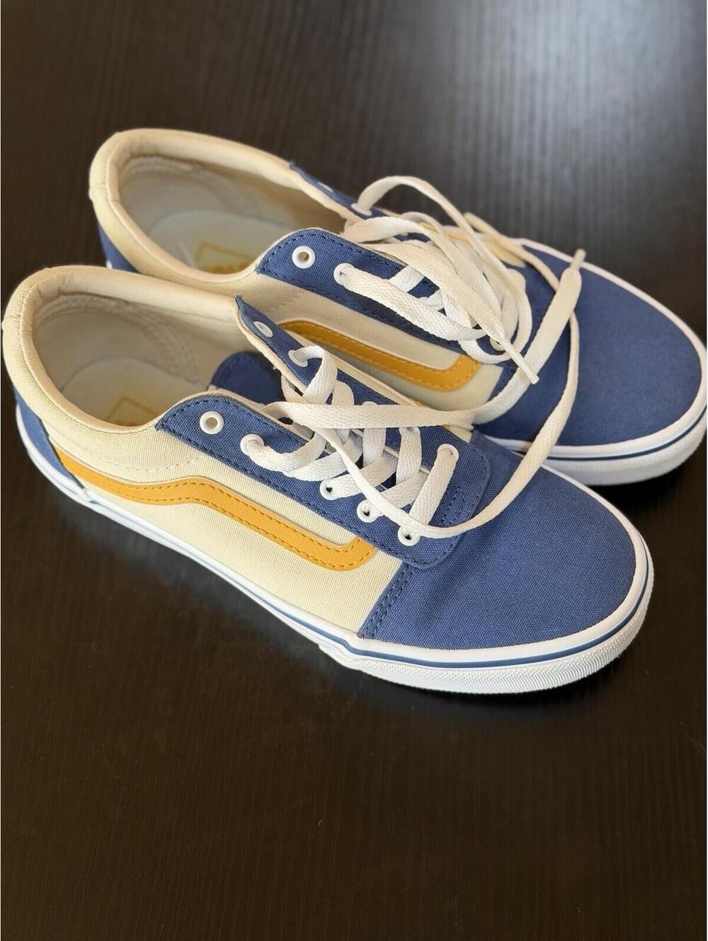 Size 4.5 US Youth Vans Ward Varsity Bijou Blue Youth Sneakers Unisex , M18